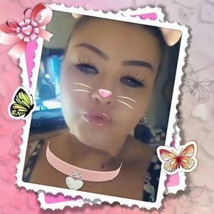 Meet your Posher, Sylvia